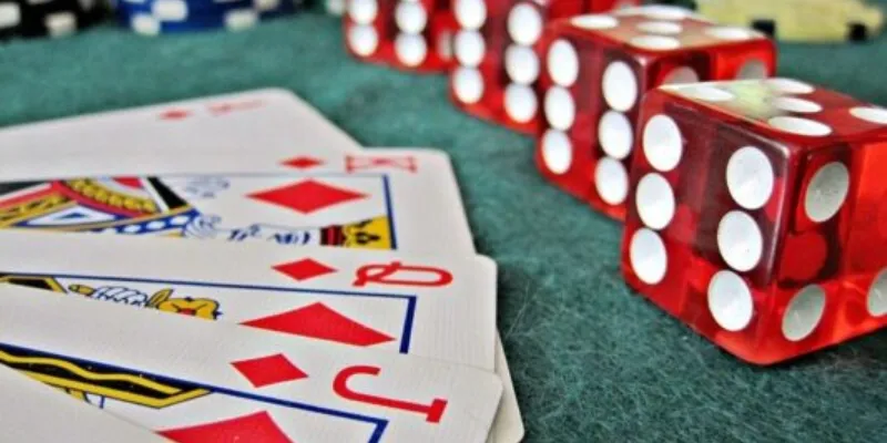 Nhìn chung về trò chơi Phỏm